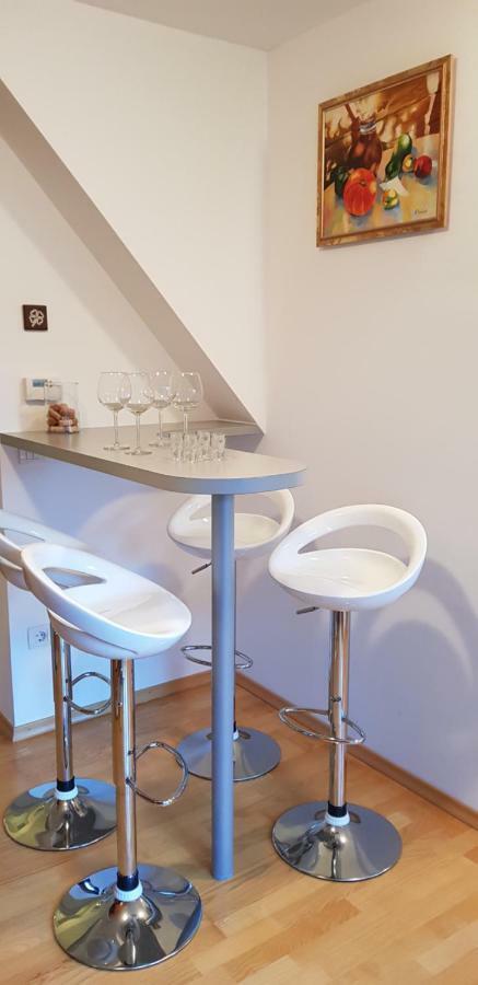 Апартаменты Yellow Apartma Краньска Гора Экстерьер фото